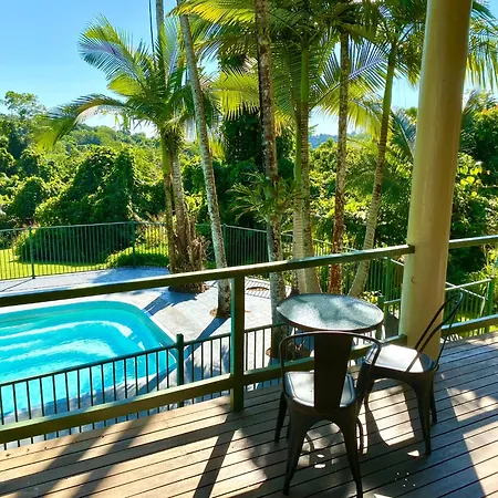 Jackaroo Treehouse Rainforest Retreat Mission Beach Exterior photo