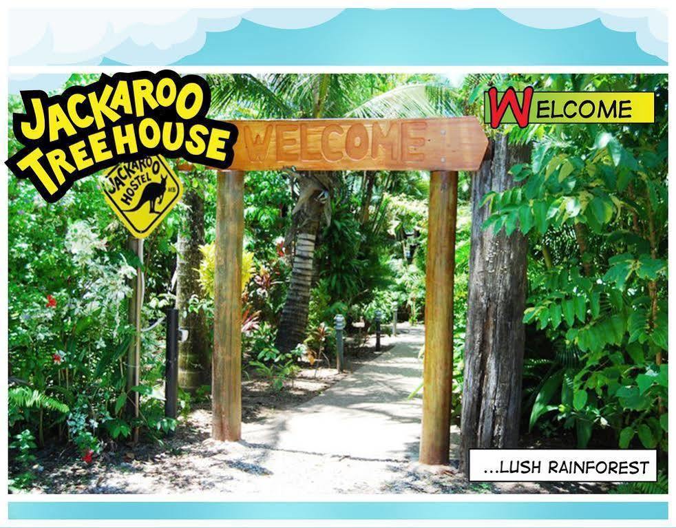Jackaroo Treehouse Rainforest Retreat *